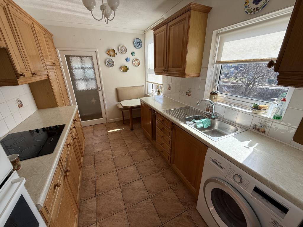 Lot: 153 - SEMI-DETACHED PROPERTY WITH SPECTACULAR WATERSIDE VIEWS, FOR REPAIR AND REFURBISHMENT - General view of kitchen